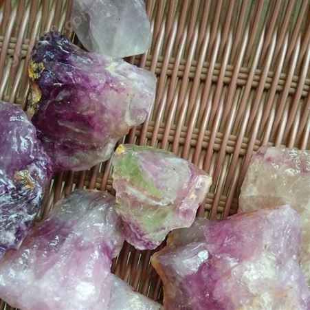 厂家批发水晶原石扩香石无火香薰石水晶粉白紫黄绿萤石